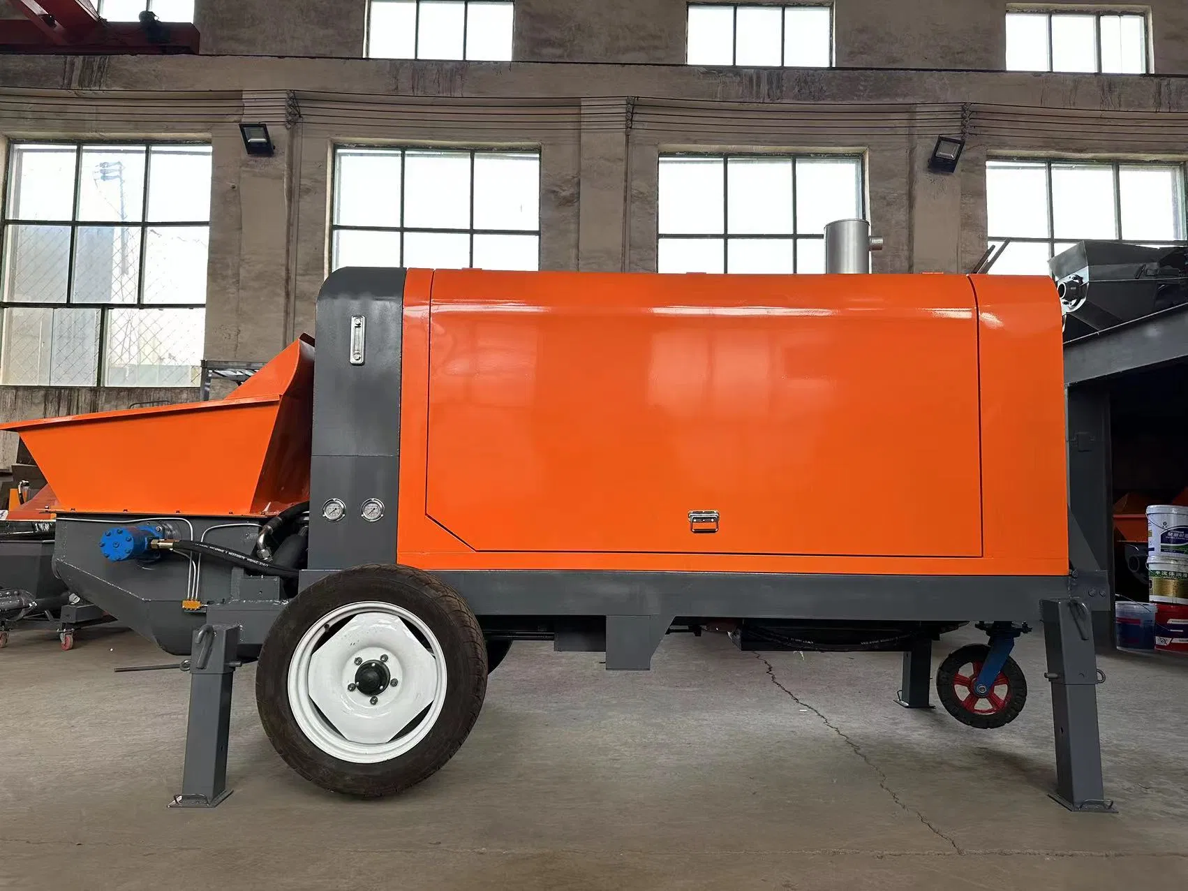 Small Mortar Spraying Machine Concrete Mixer Construction Machinery Electric Diesel Engine Mobile Portable Trailer Mounted Concrete Pump for Sale