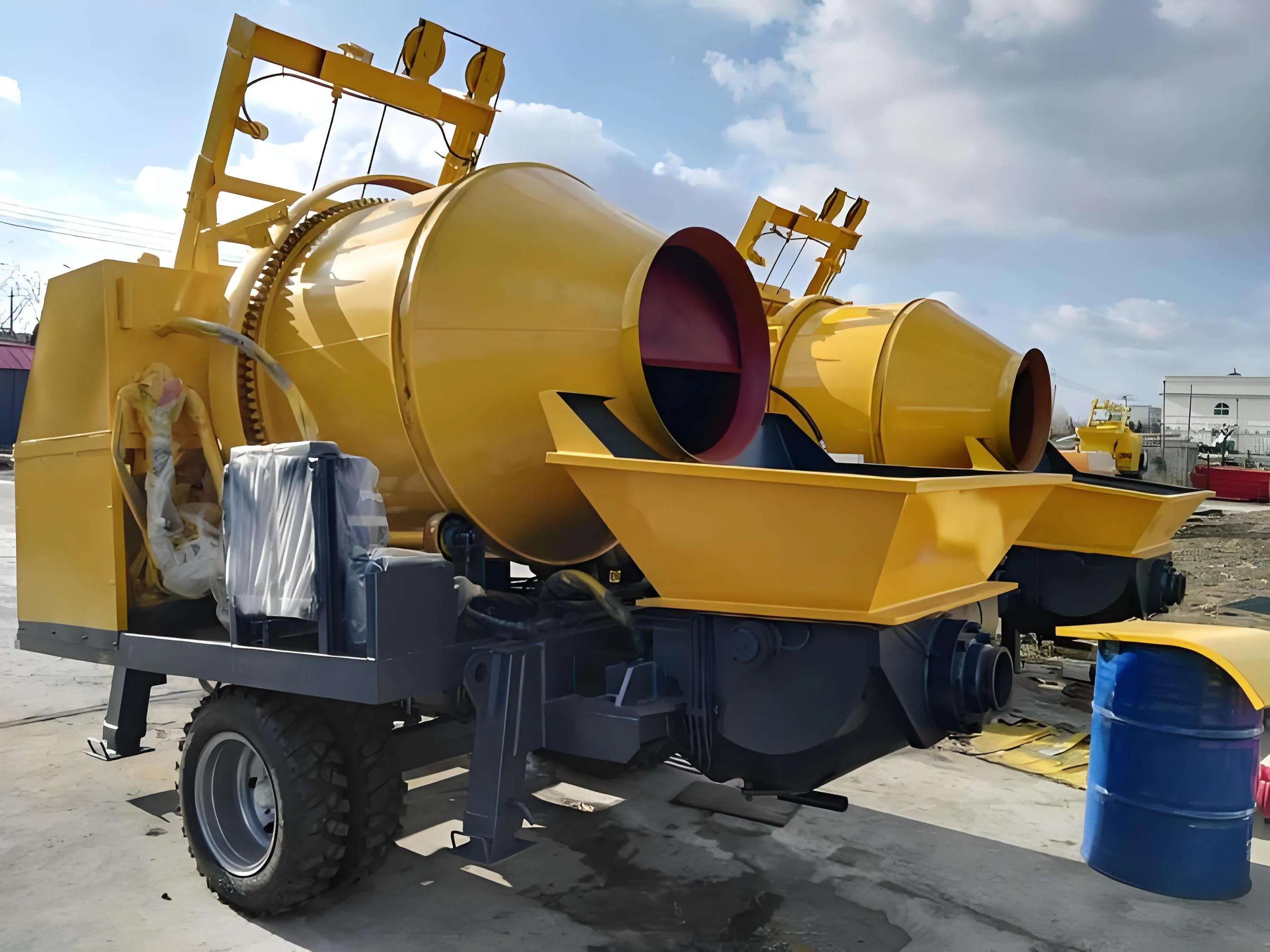 Portable Diesel Concrete Mixer with Pump Cement Mixing Machine Concrete Mixer Truck