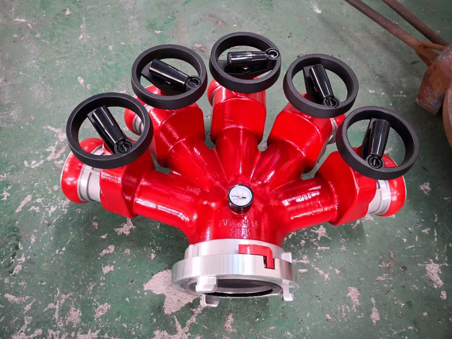 Fire Fighting 3 Ways Fire Water Divider 4 Ways Fire Hydrant