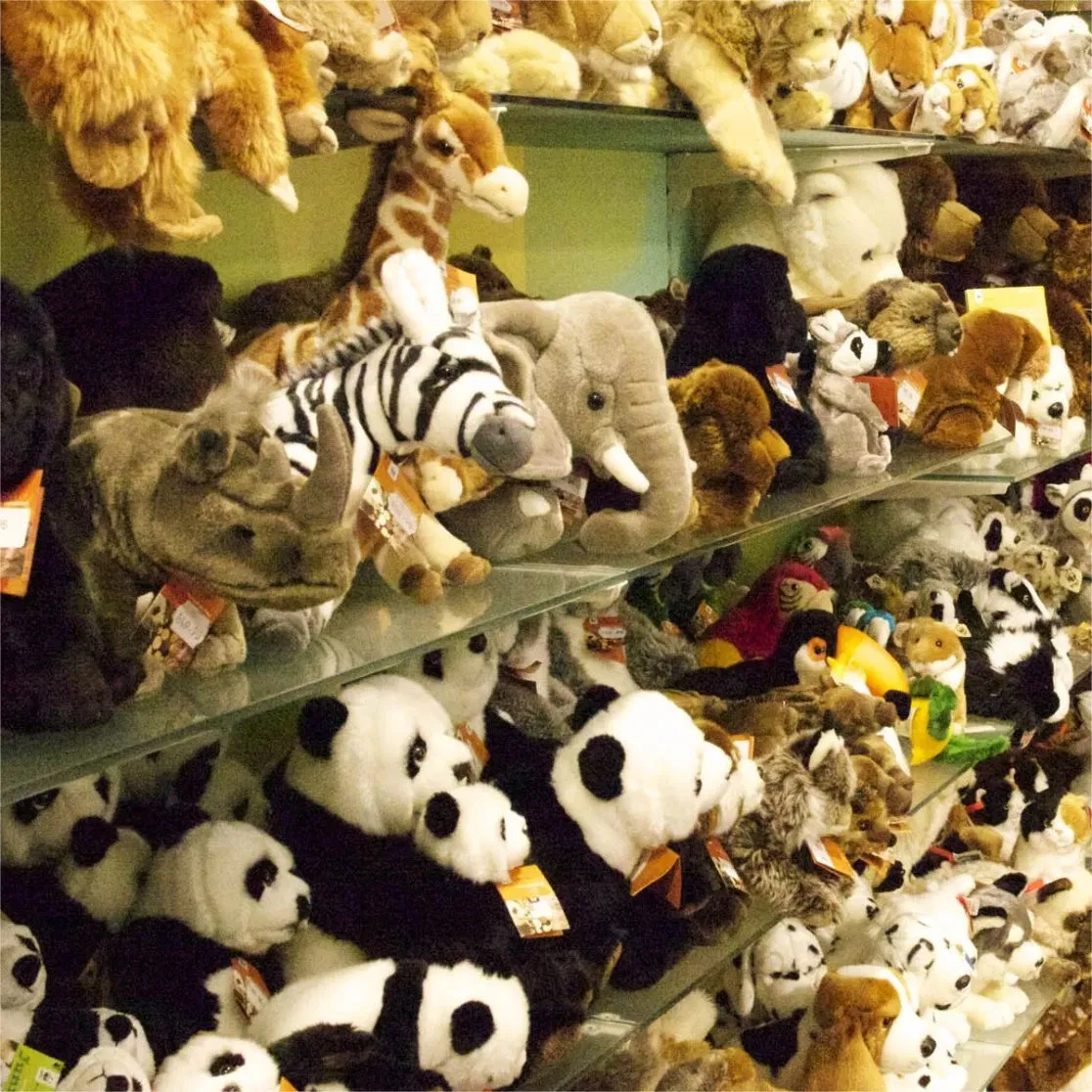 OEM Manufacturer Customized Stuffed Animal Plushie Peluche Peluches Juguetes Personalized Wholesale Price Cute Soft Children Kids Baby Custom Plush Toy Factory